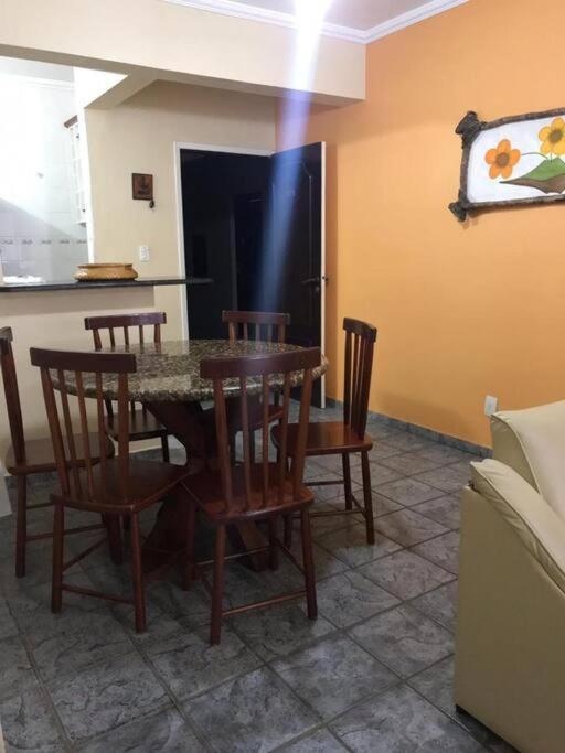 A & A Hospedagens Apartamento Ubatuba